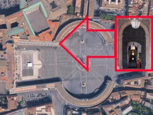Praça de São Pedro Porta de Bronze – Onde fica a Porta de Bronze?