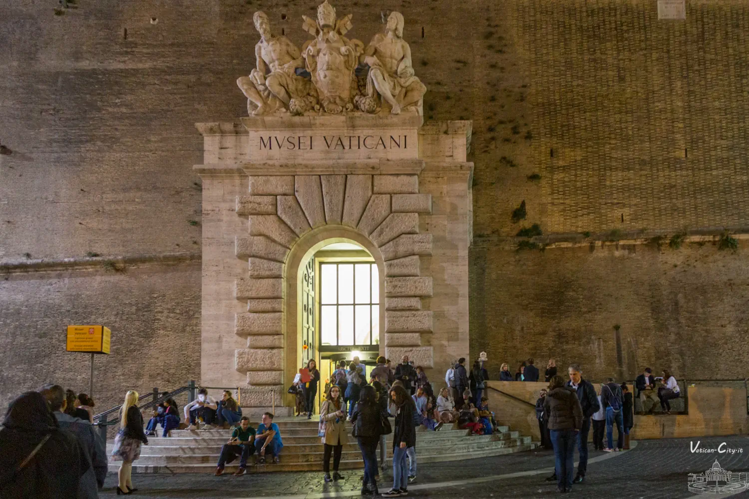tour noturno vaticano